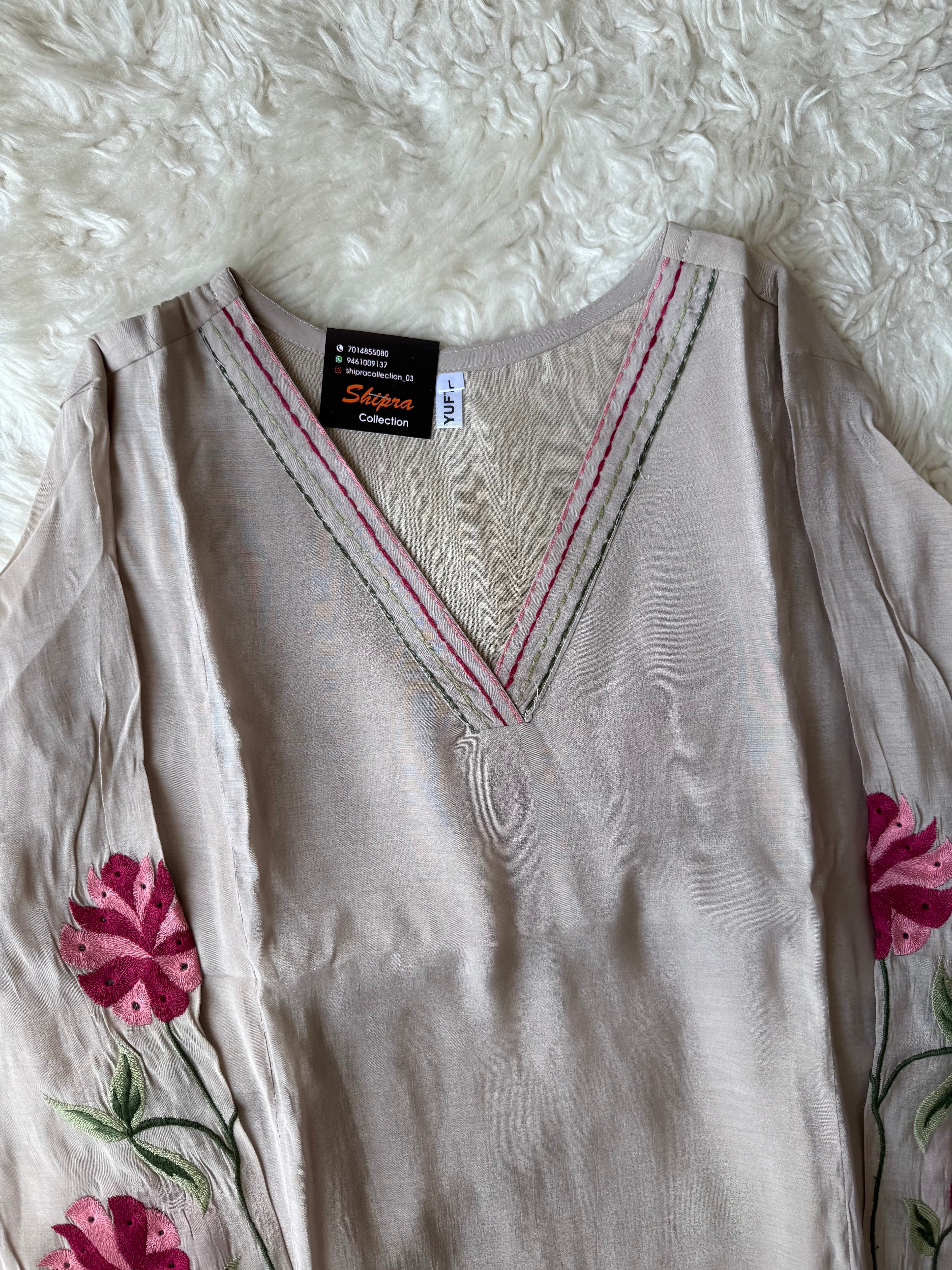 Mul Chanderi Kurti Pant Dupatta Set