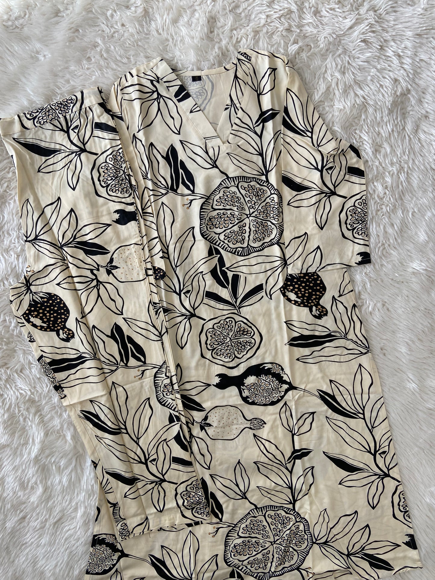 Makhan Fabric feel💕 Kurti Plazo Set