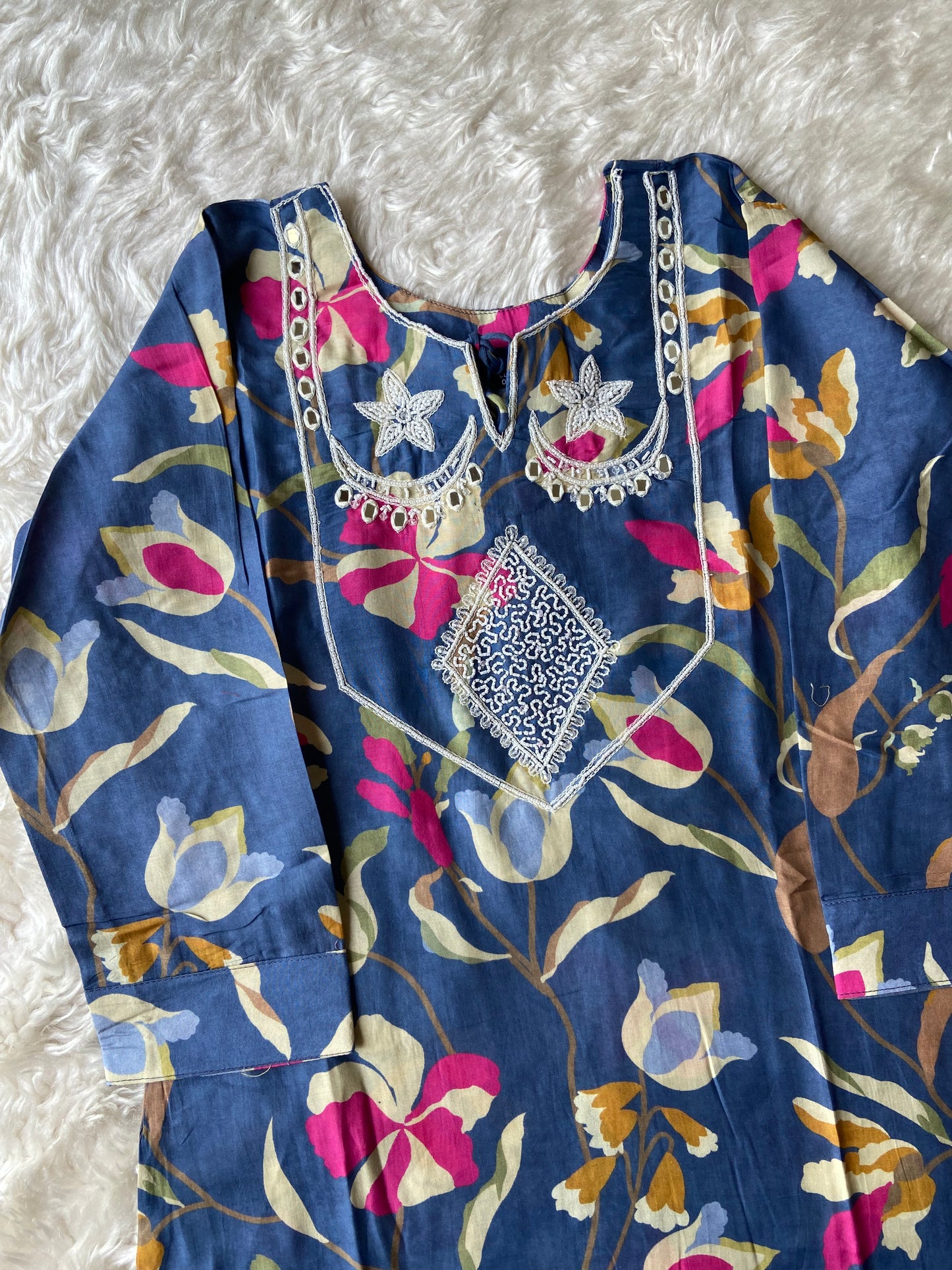 Stock Clearance 🚨 Premium Muslin Silk Kurti Pant Set
