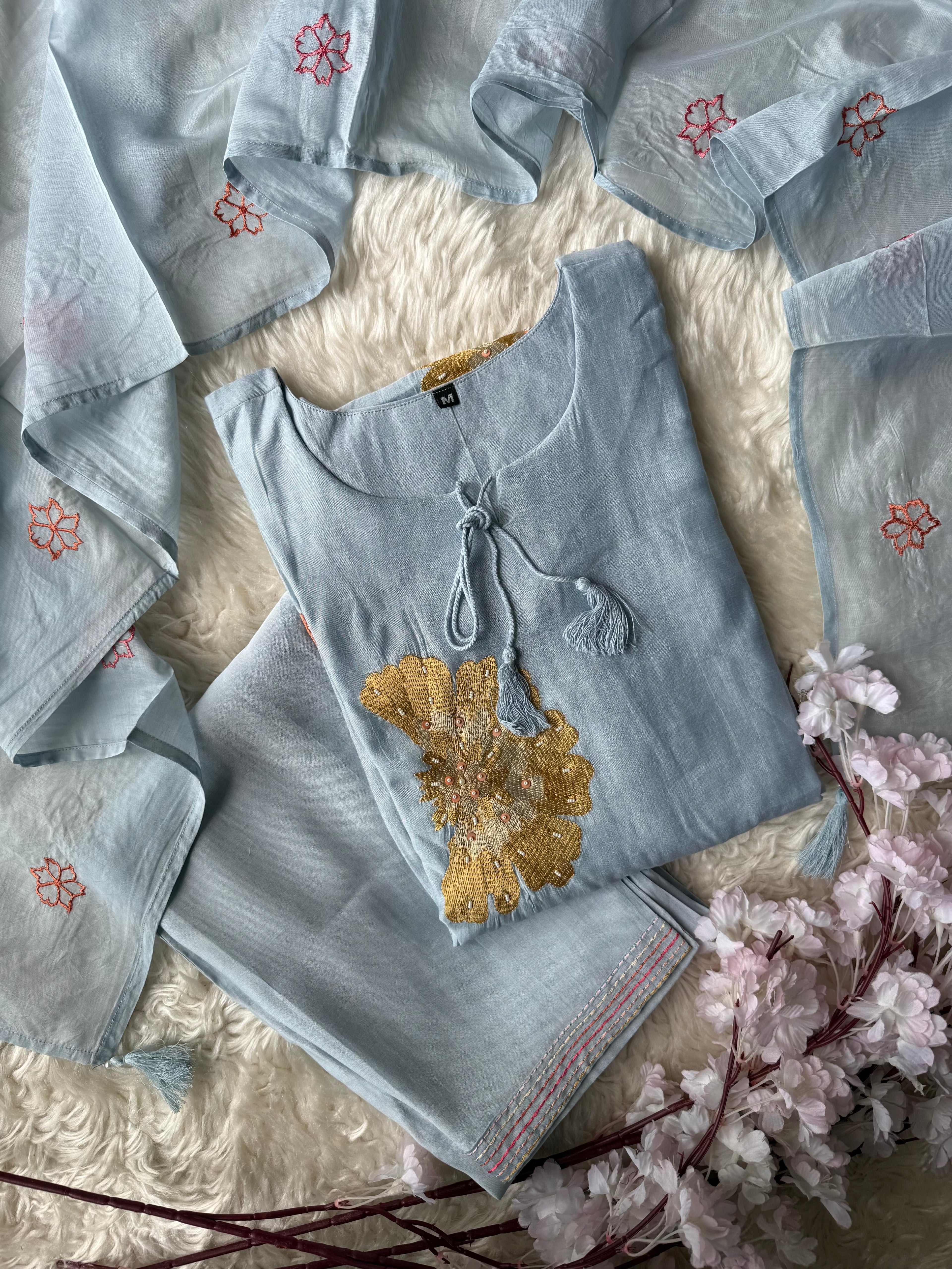 Mul Chanderi Kurti Pant Dupatta Set