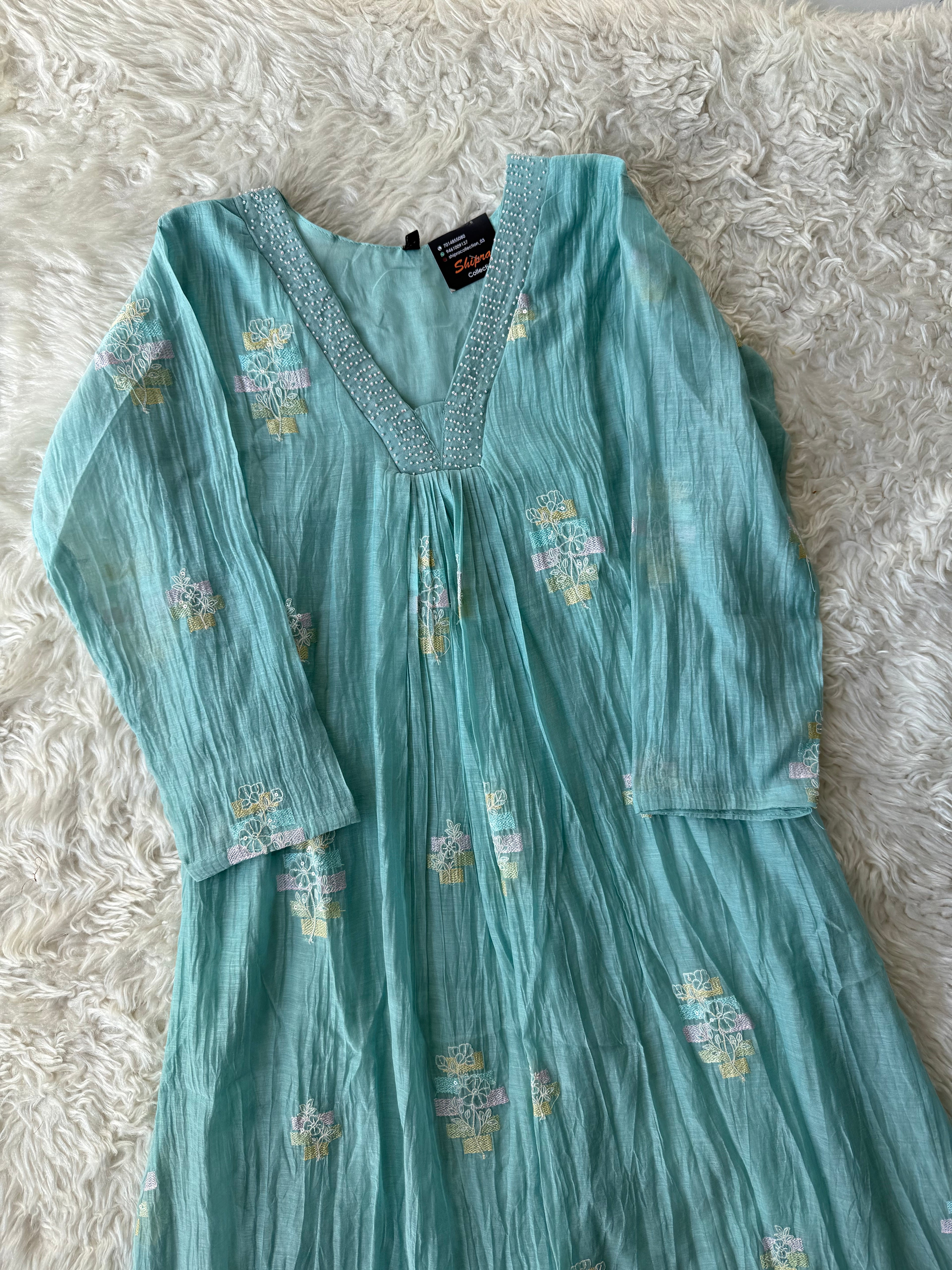 Pure Mul Chanderi Kurti Pant Dupatta Set