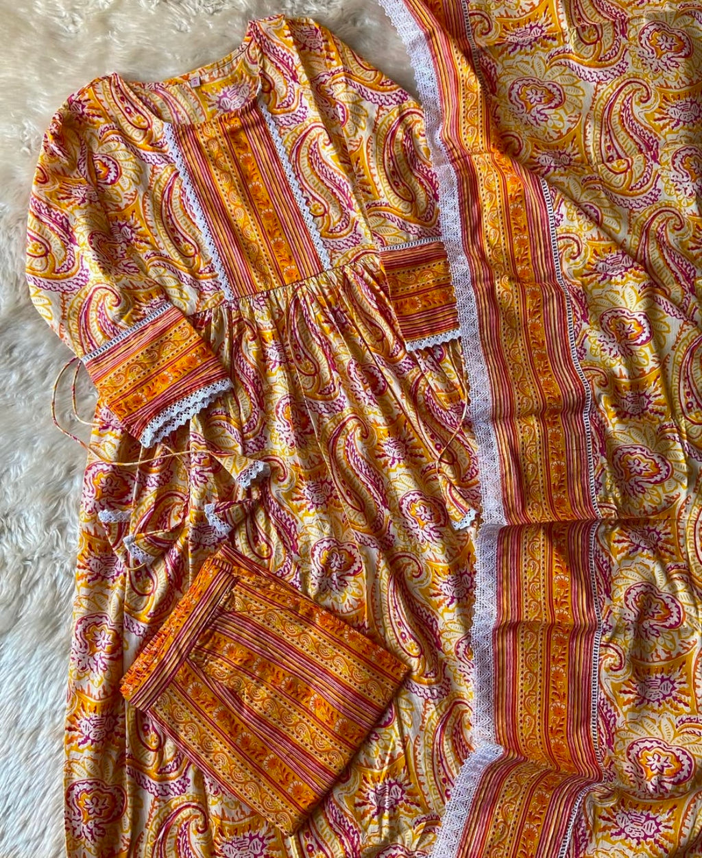Nyra Kurti Pant Dupatta Set Premium Cotton