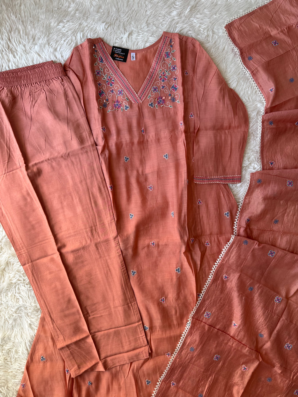 Mul Chanderi Kurti Pant Dupatta Set
