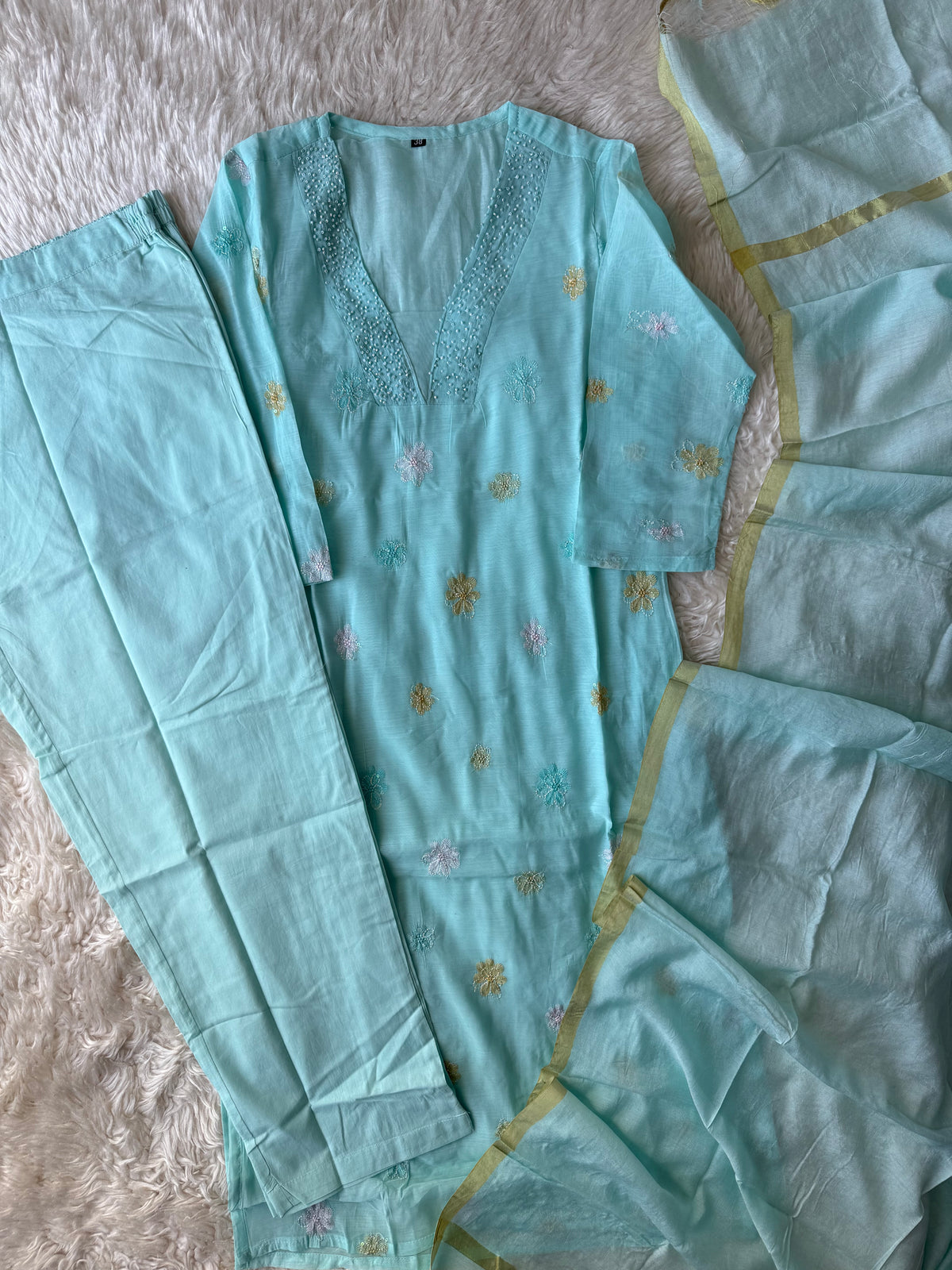 Mul Chanderi Kurti Pant Dupatta Set