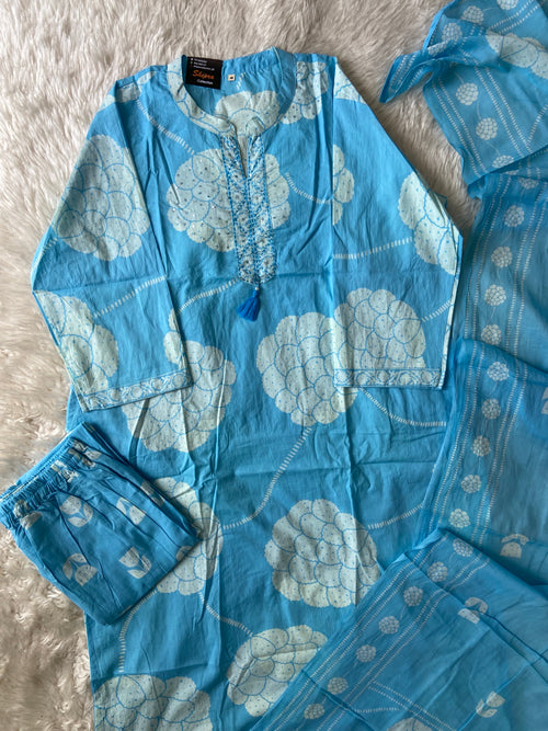 Breathable Cotton Kurti Pant Cotton Dupatta Set