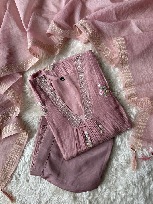 Mul Chanderi Kurti Pant Dupatta Set