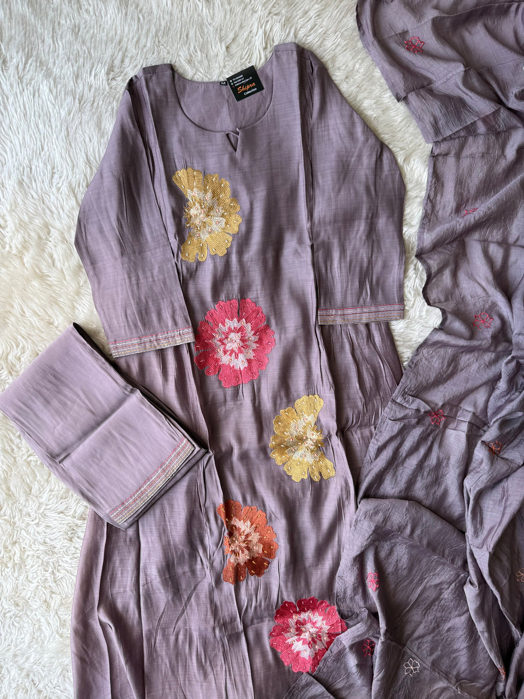 Mul Chanderi Kurti Pant Dupatta Set