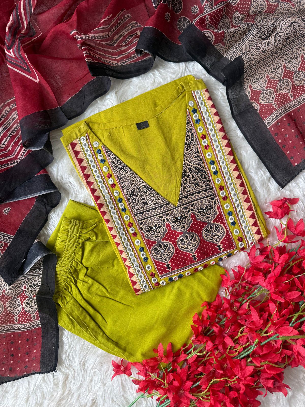Budget Friendly Kurti Pant Dupatta Set