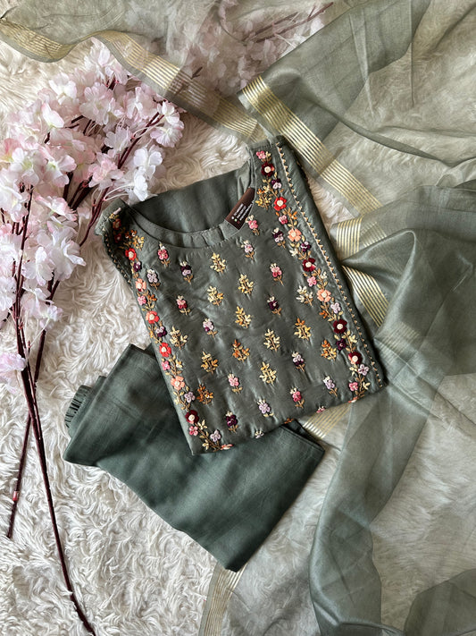Chanderi Silk Kurti Pant Dupatta Set