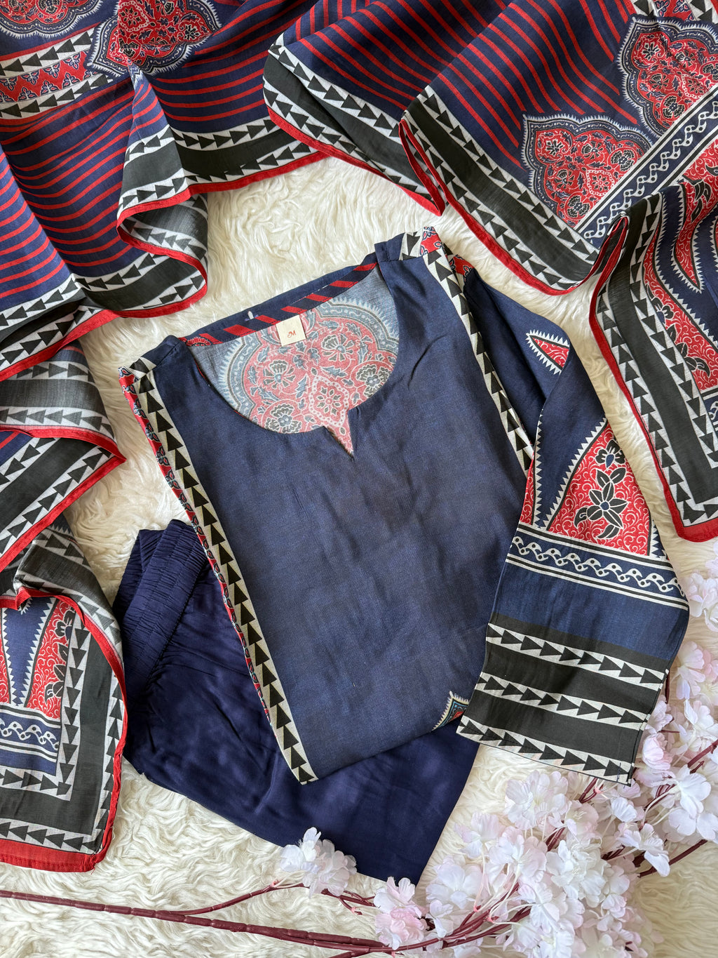 Pure Muslin Silk Kurti Pant Dupatta Set
