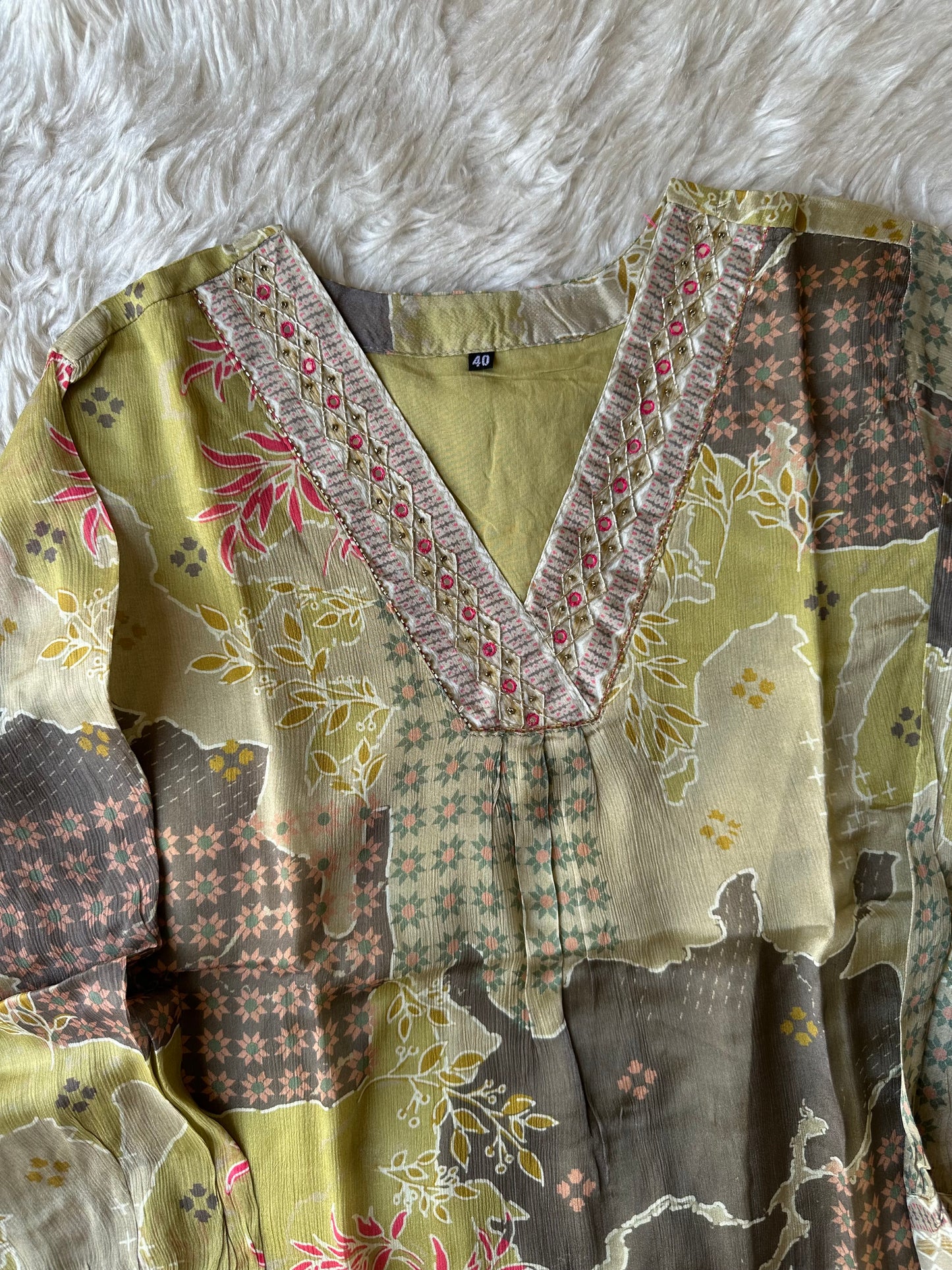 Chinon Kurti Afghani Pant Dupatta Set