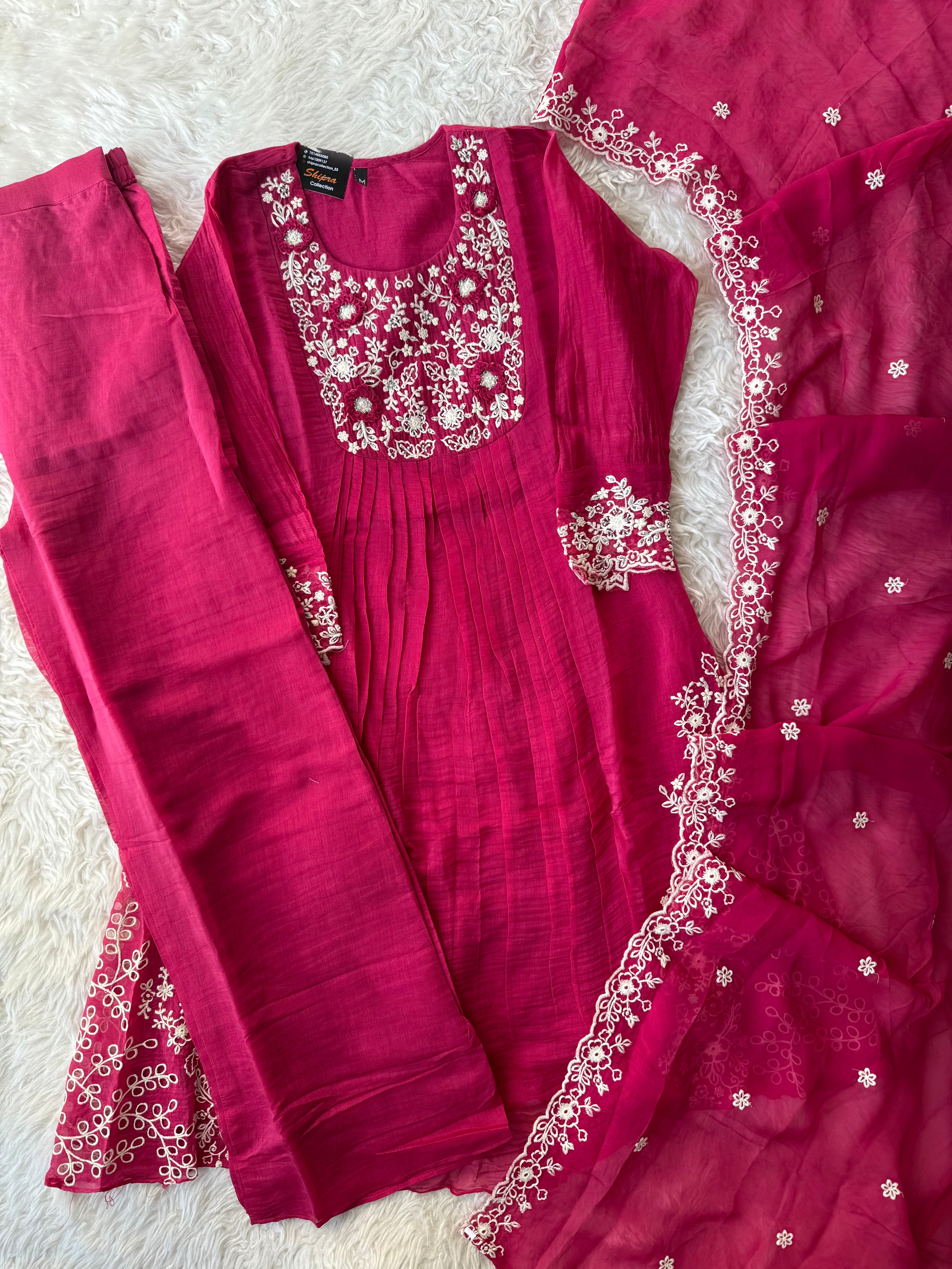 Mul Chanderi Kurti Pant Dupatta Set