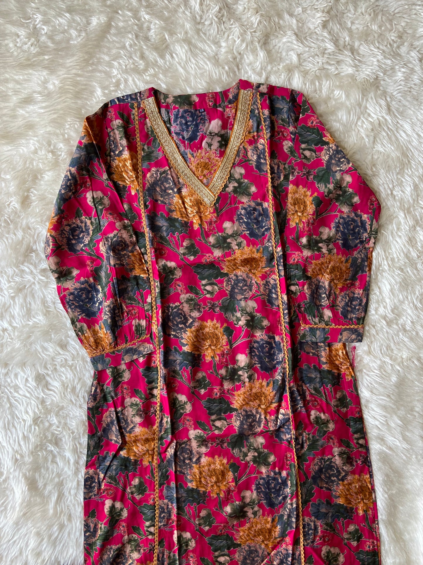 Pure Muslin Silk V-Neck kurti