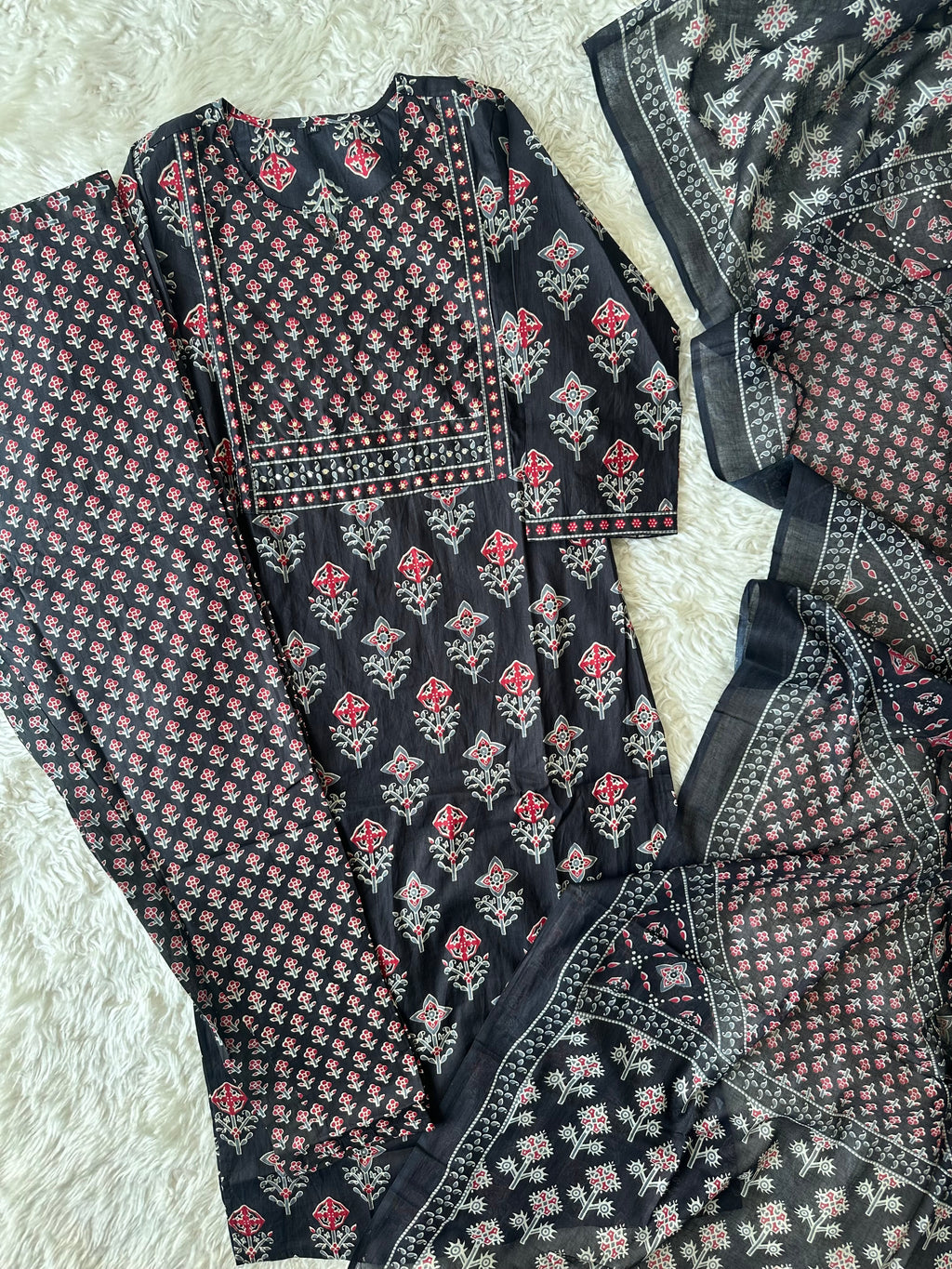 Budget Friendly Kurti Pant Dupatta Set