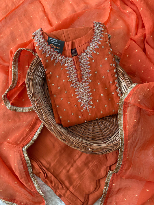 Mul Chanderi Kurti Pant Dupatta Set