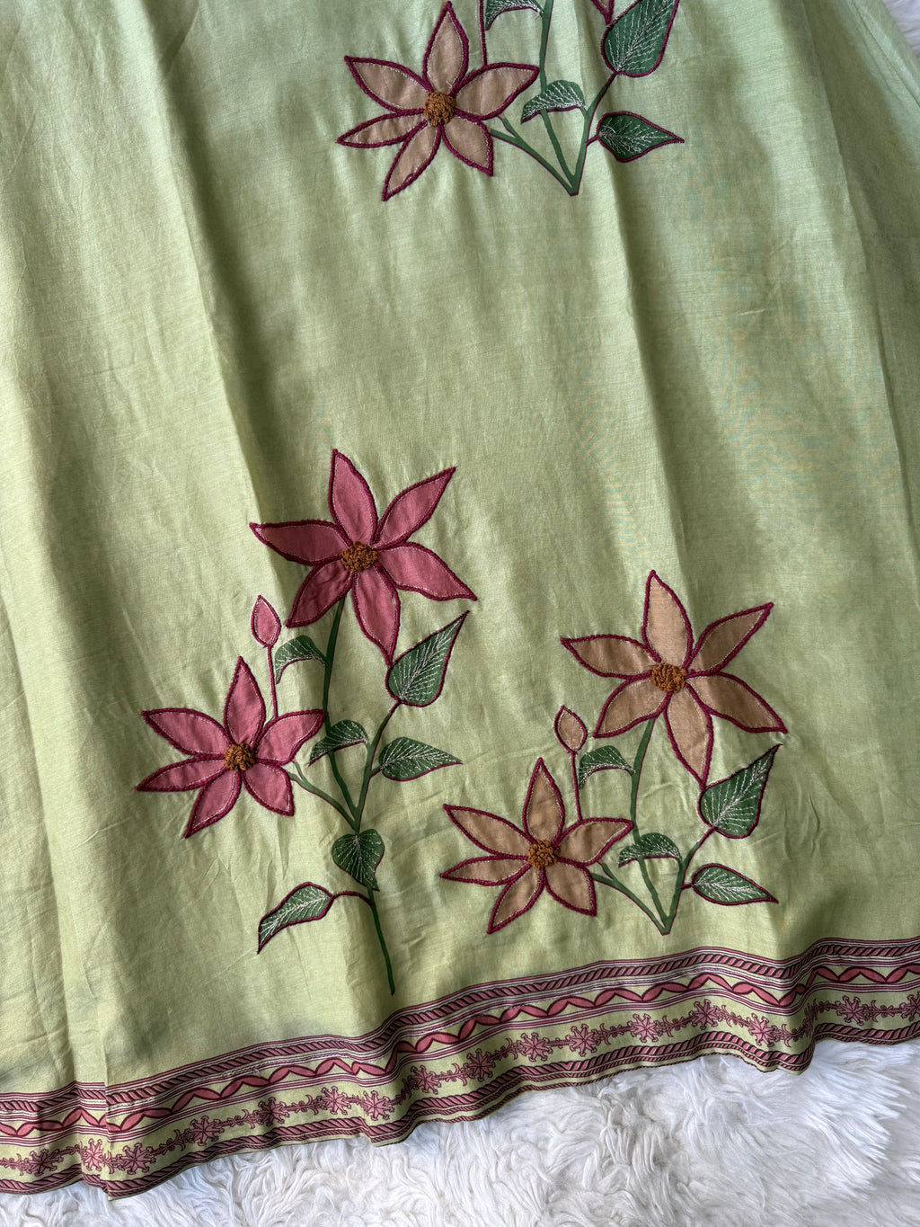 Mul Chanderi Kurti Pant Dupatta Set