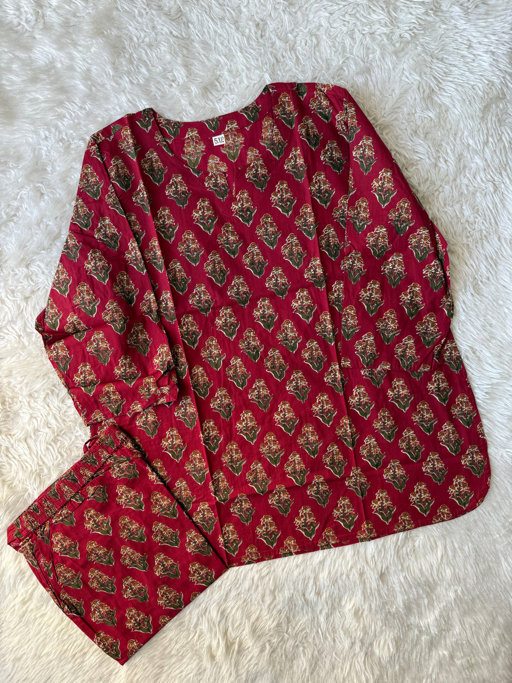 “Plus Size” Lounge Wear