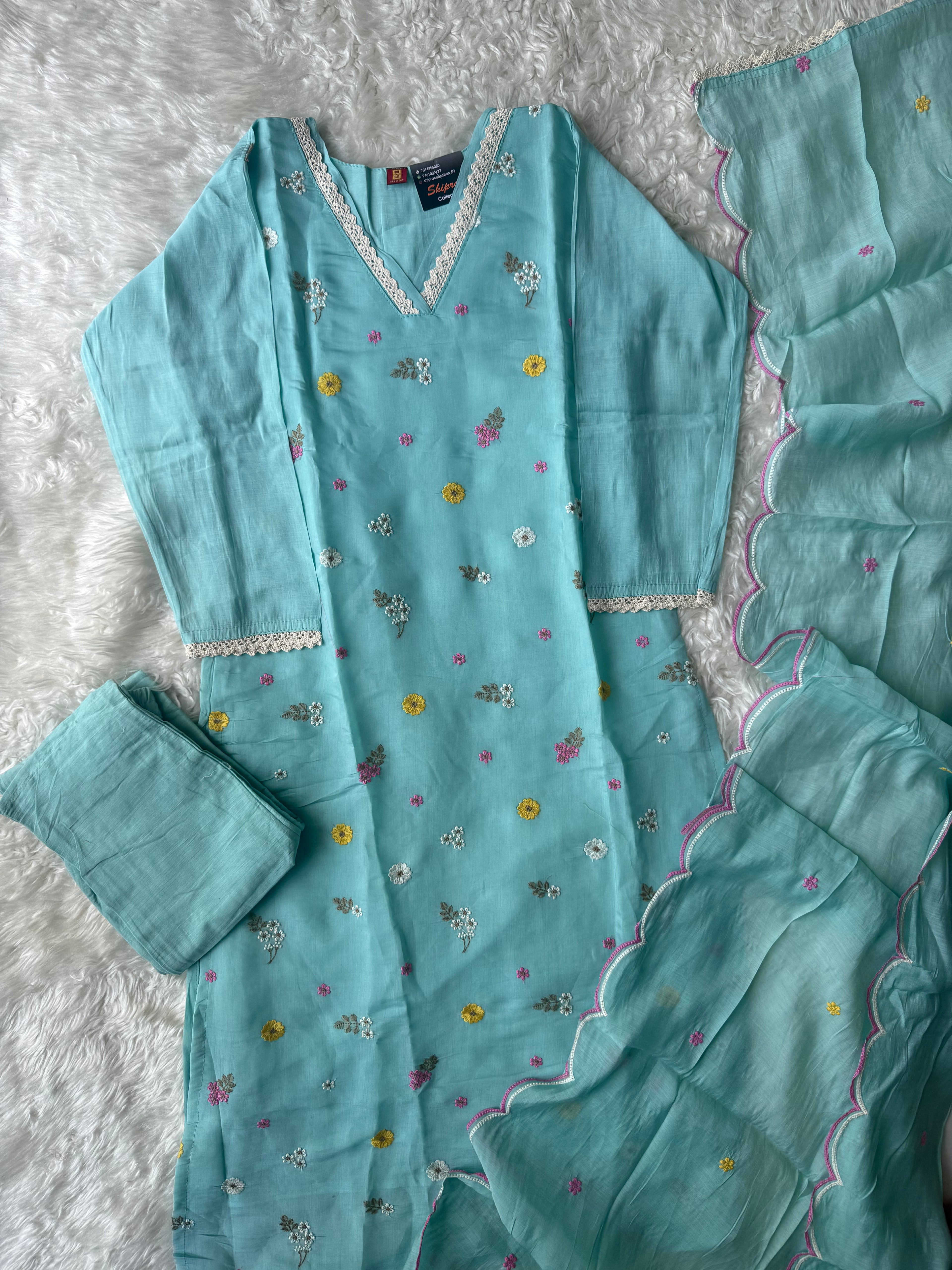 Mul Chanderi Kurti Pant Dupatta Set