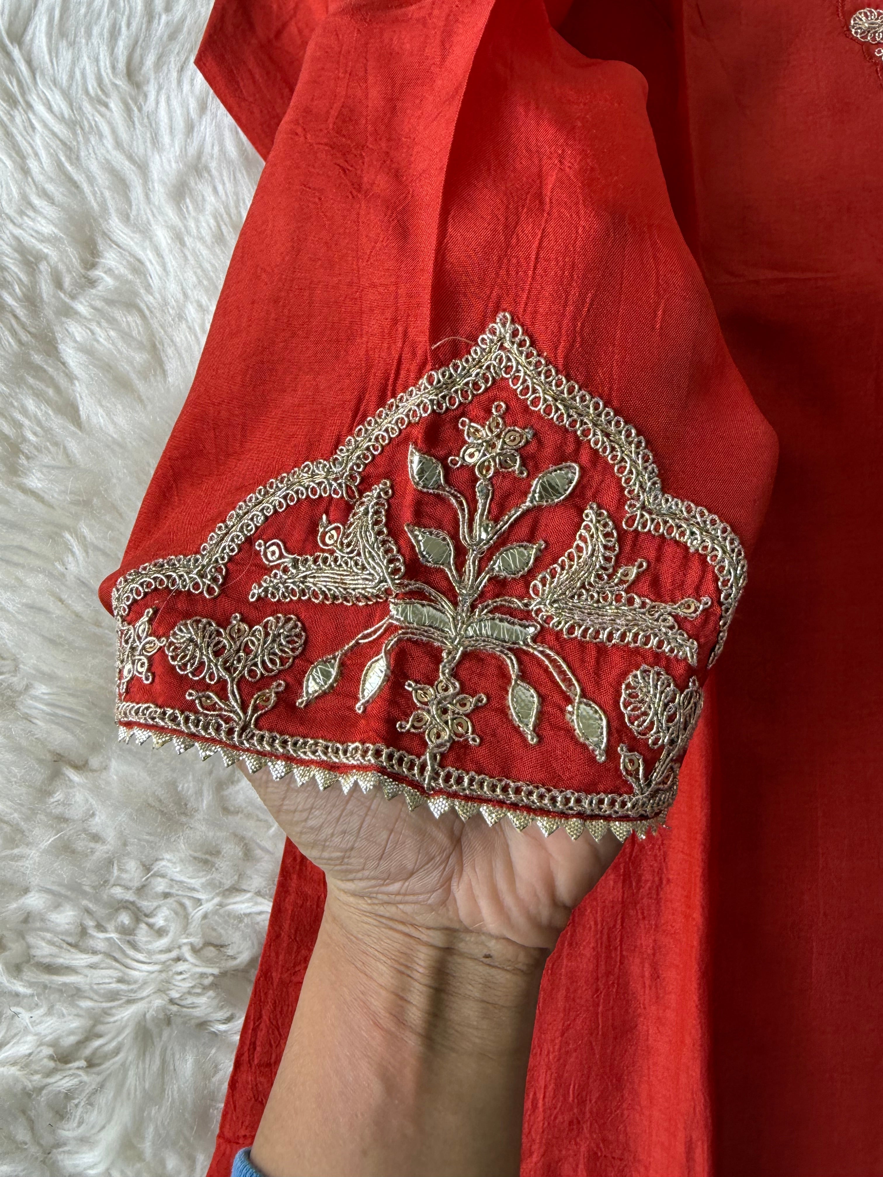 Dola Silk Kurti Pant Dupatta Set