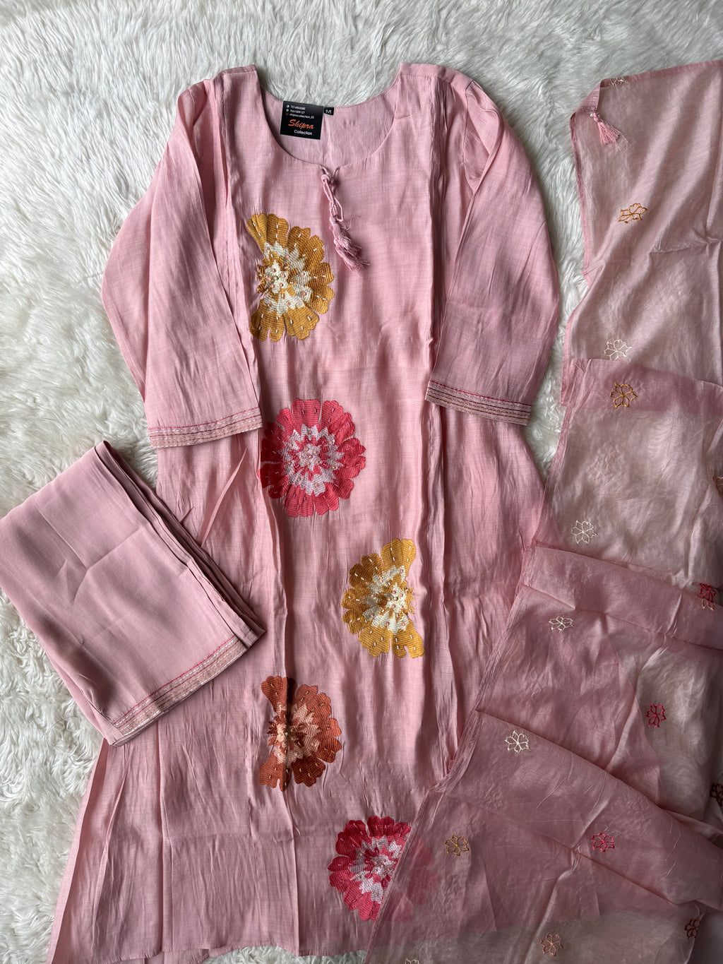 Mul Chanderi Kurti Pant Dupatta Set