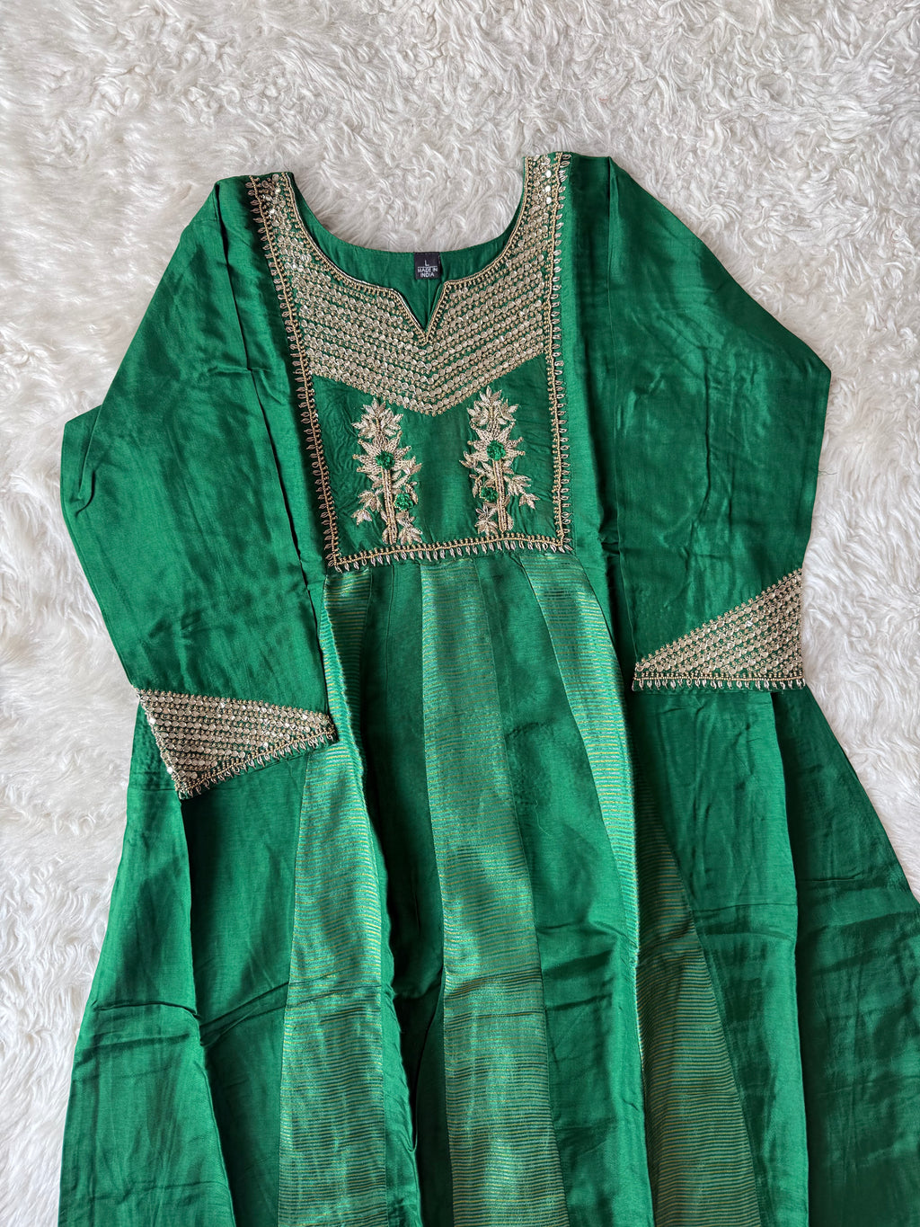 Dola Silk Kurti Pant Dupatta Set