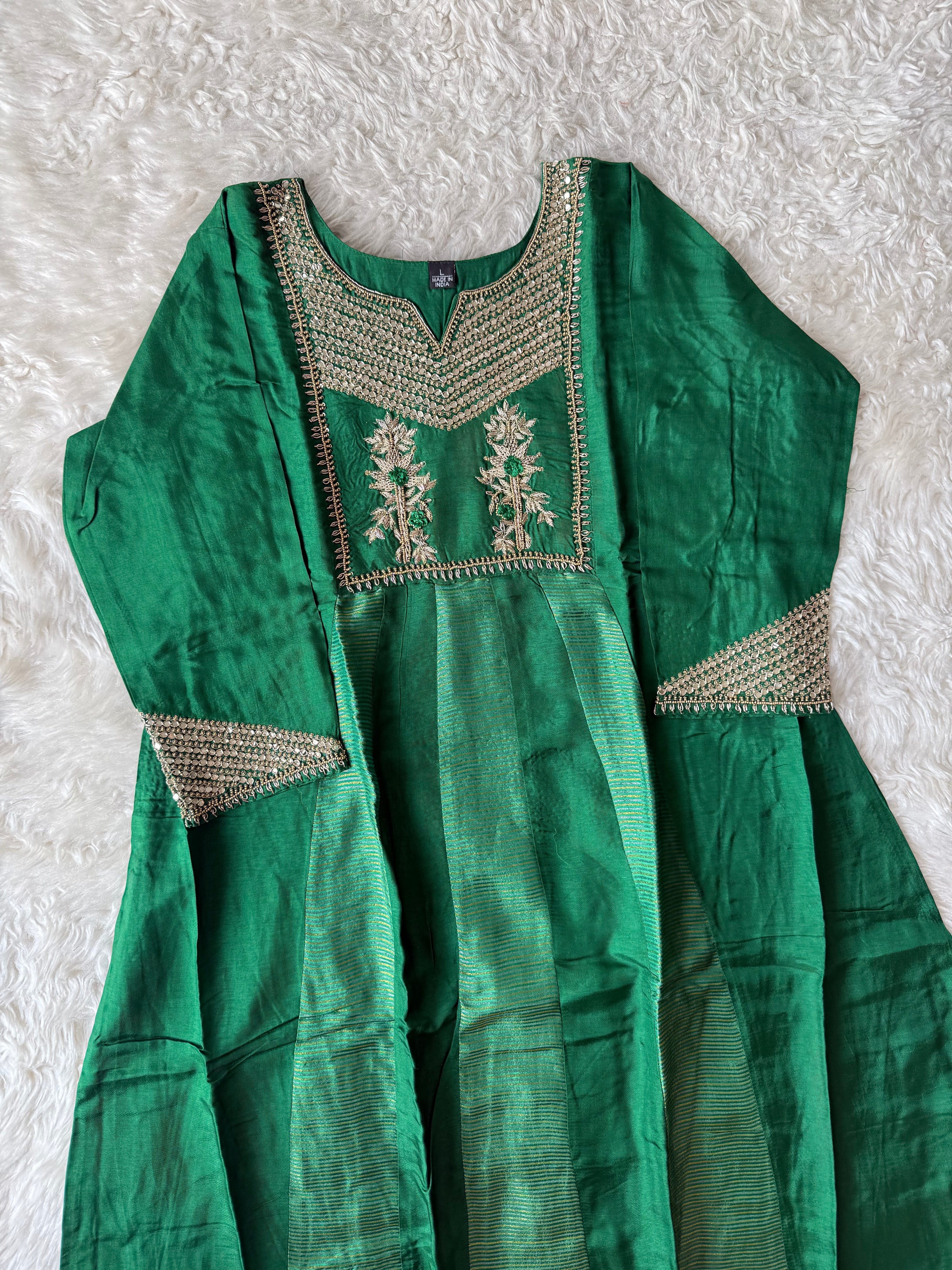 Dola Silk Kurti Pant Dupatta Set