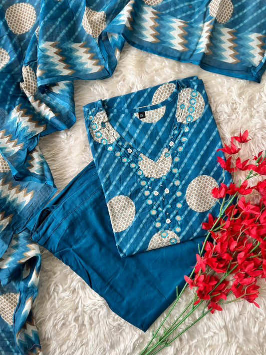Stock Clearance 🚨
 Budget Friendly Flare Kurti Pant Dupatta Set
