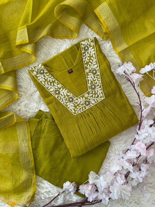 Mul Chanderi Kurti Pant Dupatta Set