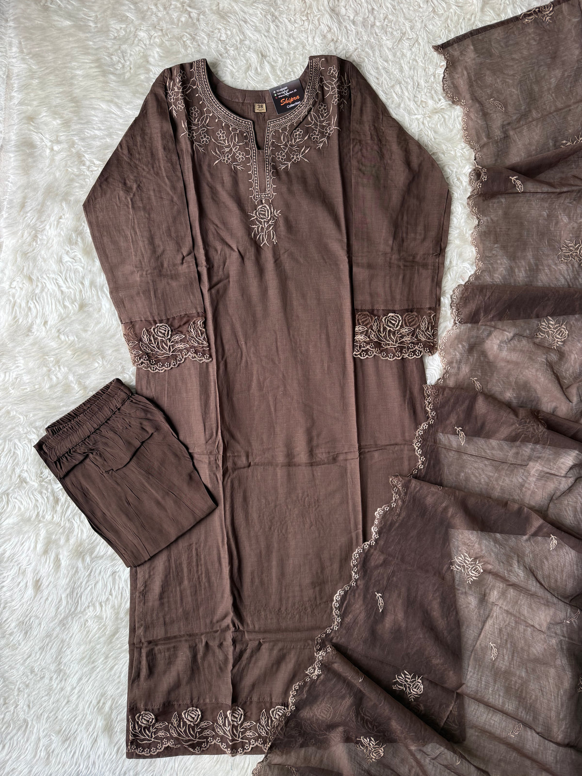 Mul Chanderi Kurti Pant Dupatta Set