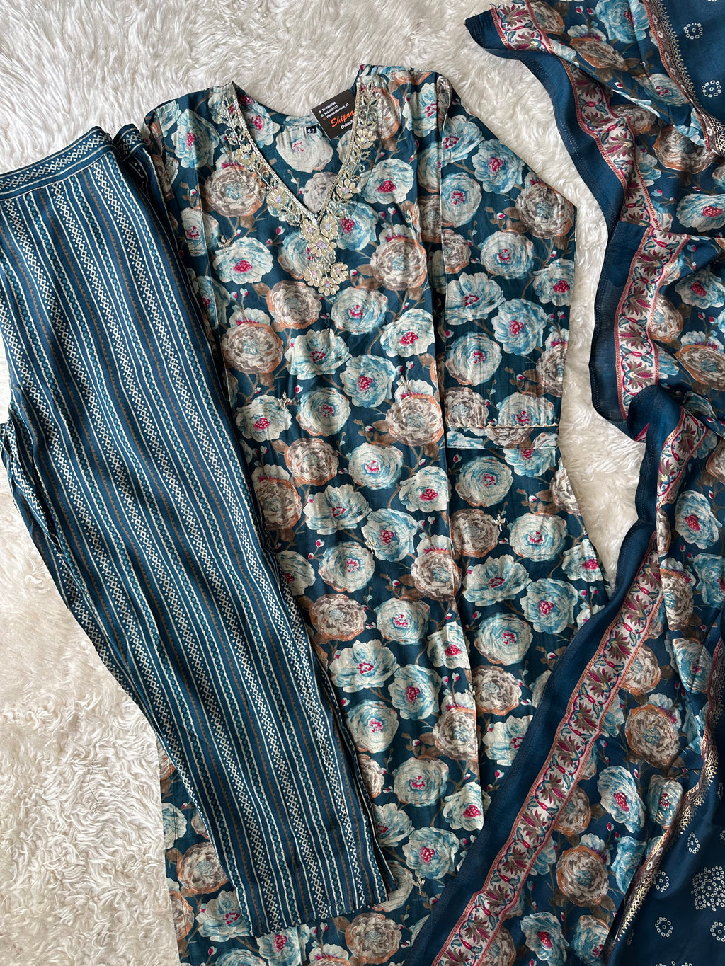 Muslin Silk Kurti Pant Dupatta Set