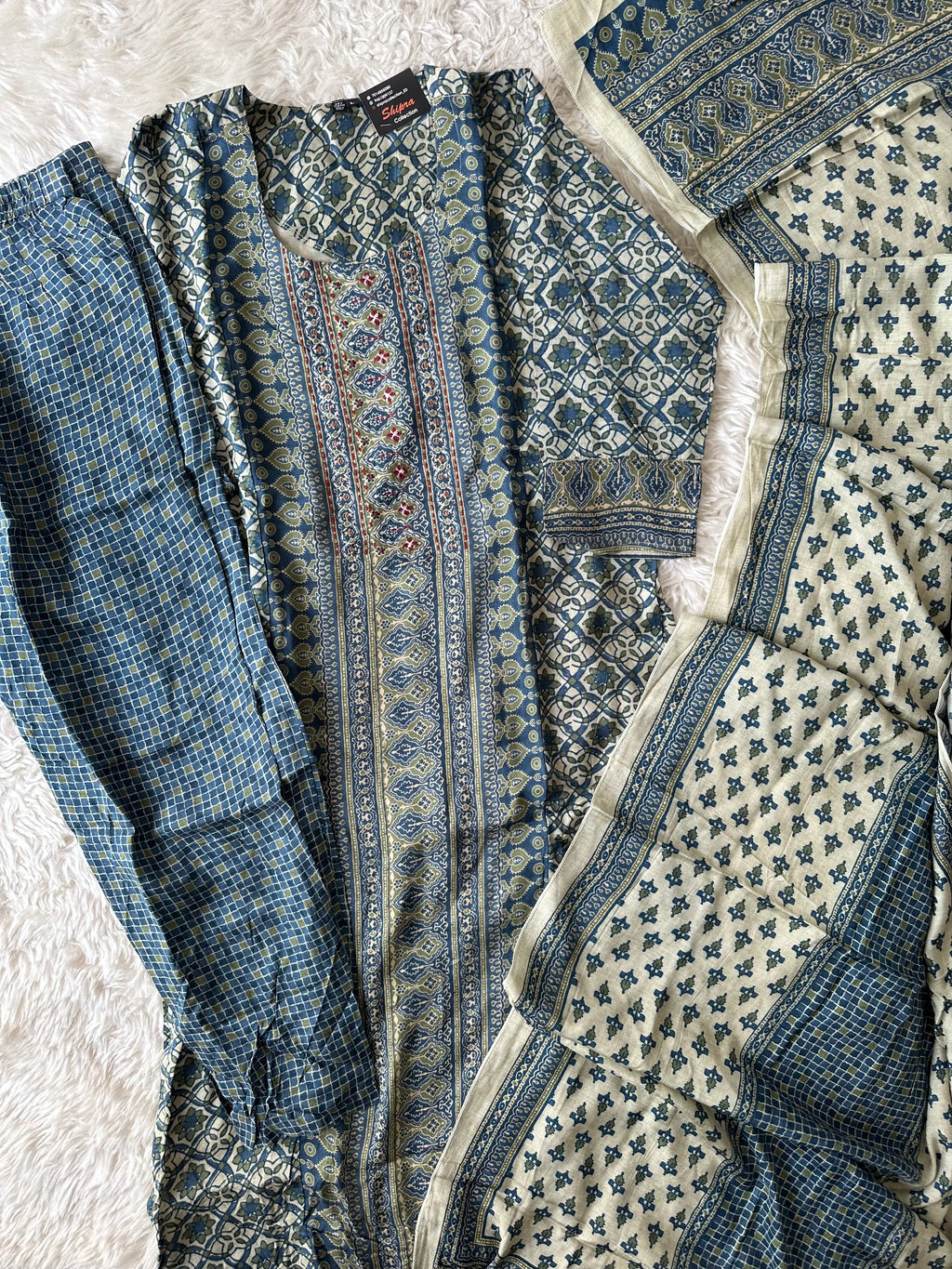 Crepe Silk Kurti Pant Dupatta Set