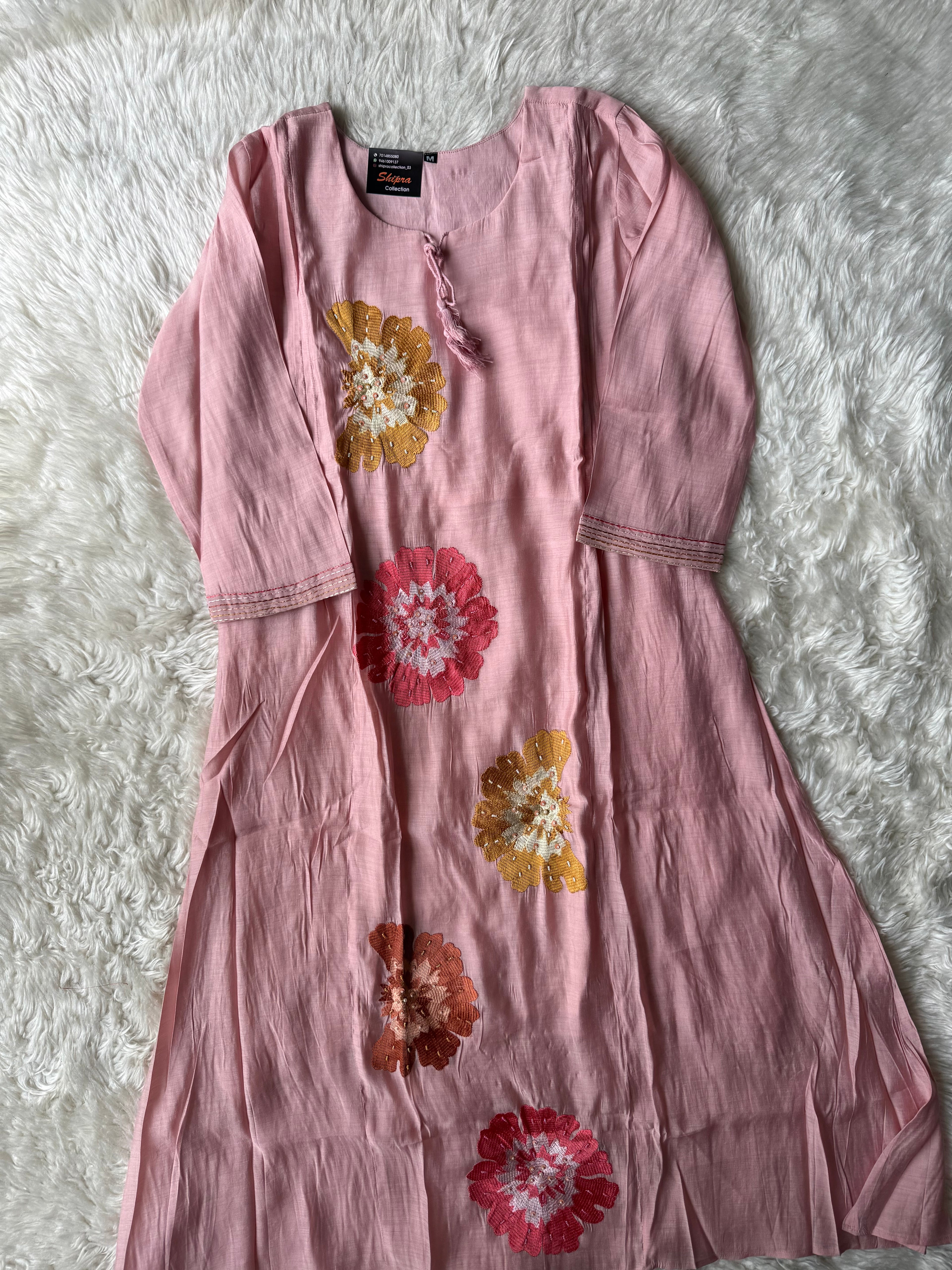 Mul Chanderi Kurti Pant Dupatta Set