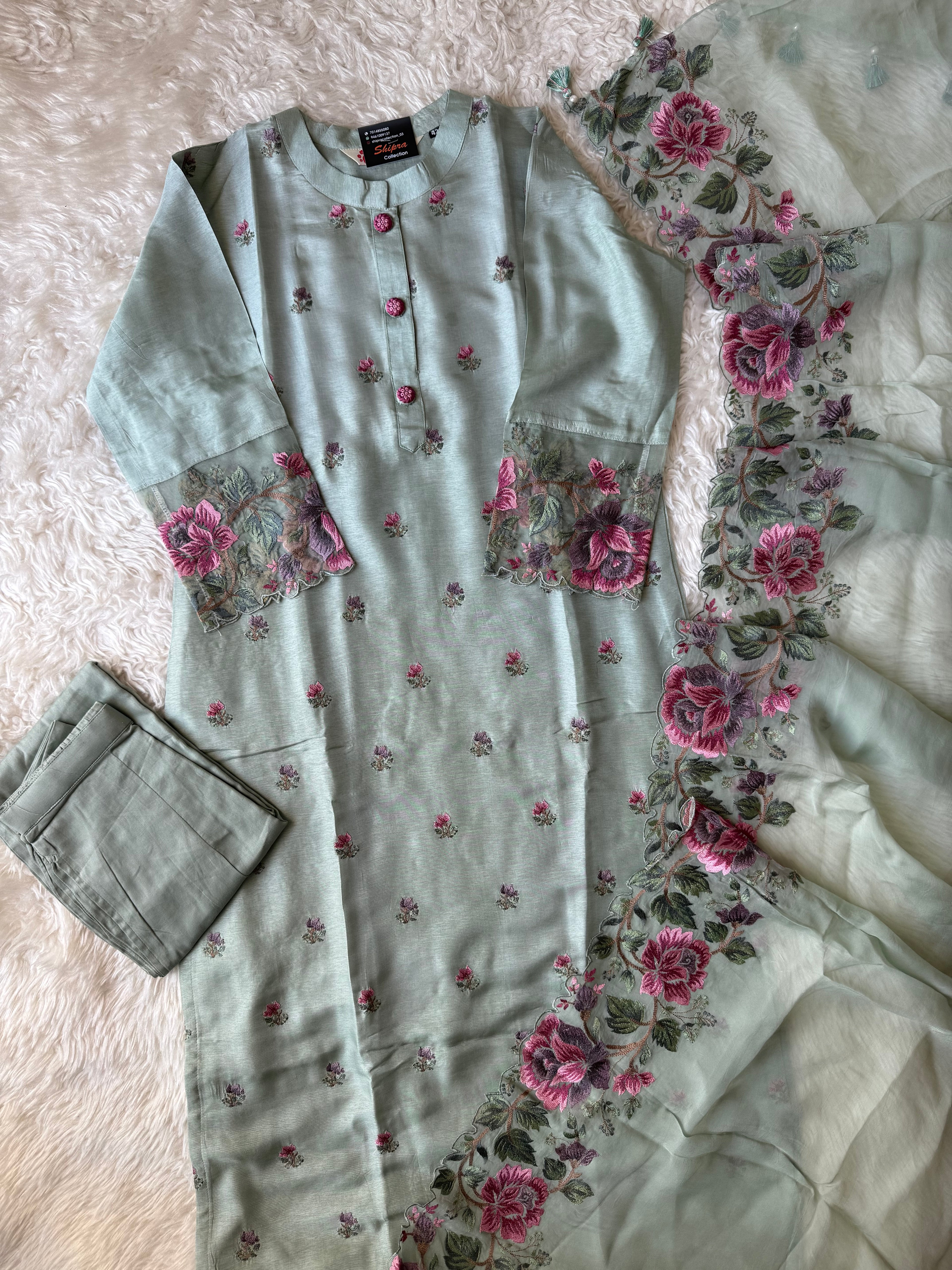 Dola Silk Kurti Pant Dupatta Set