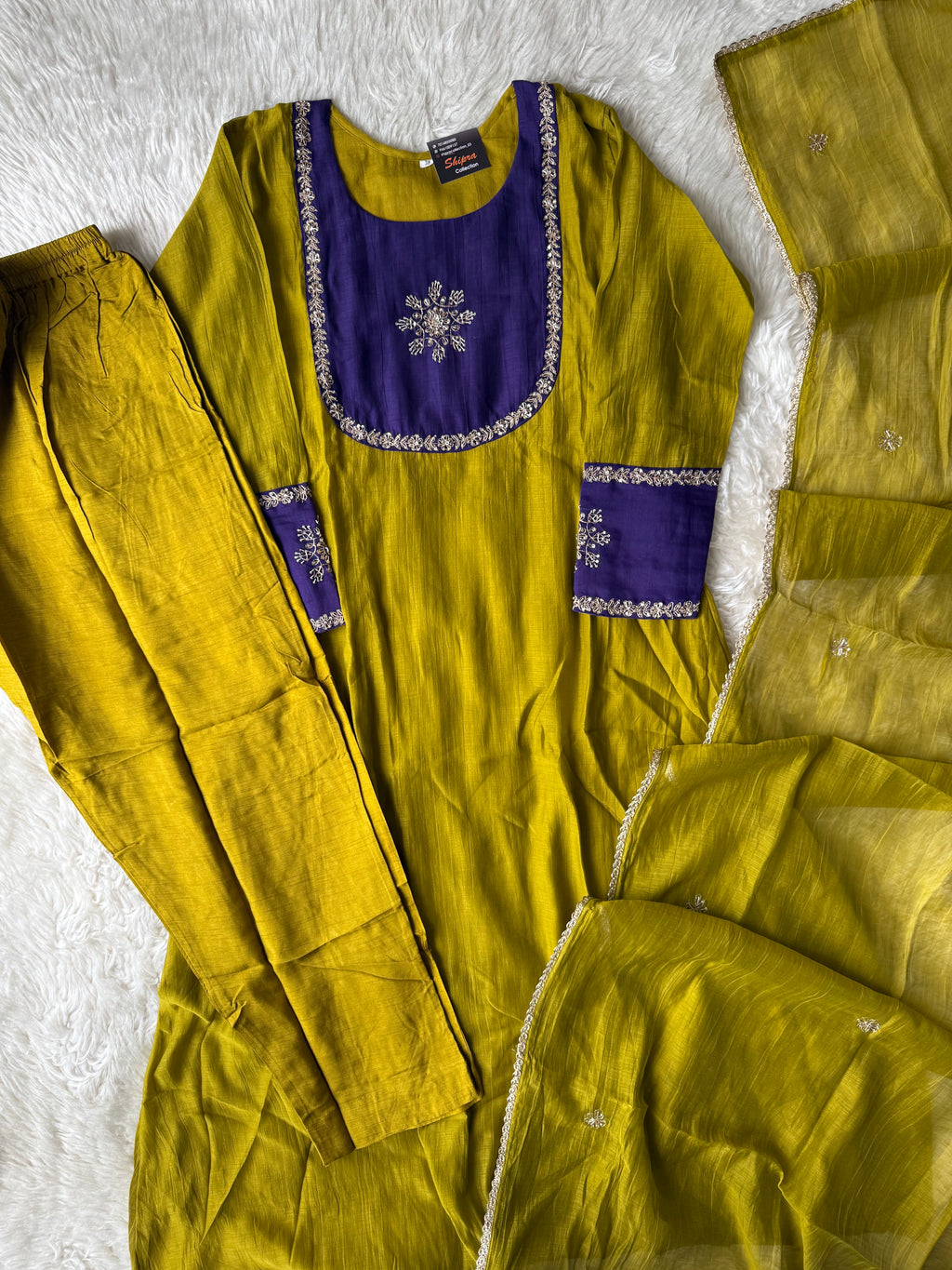 Pure Mul Chanderi Kurti Pant Dupatta Set