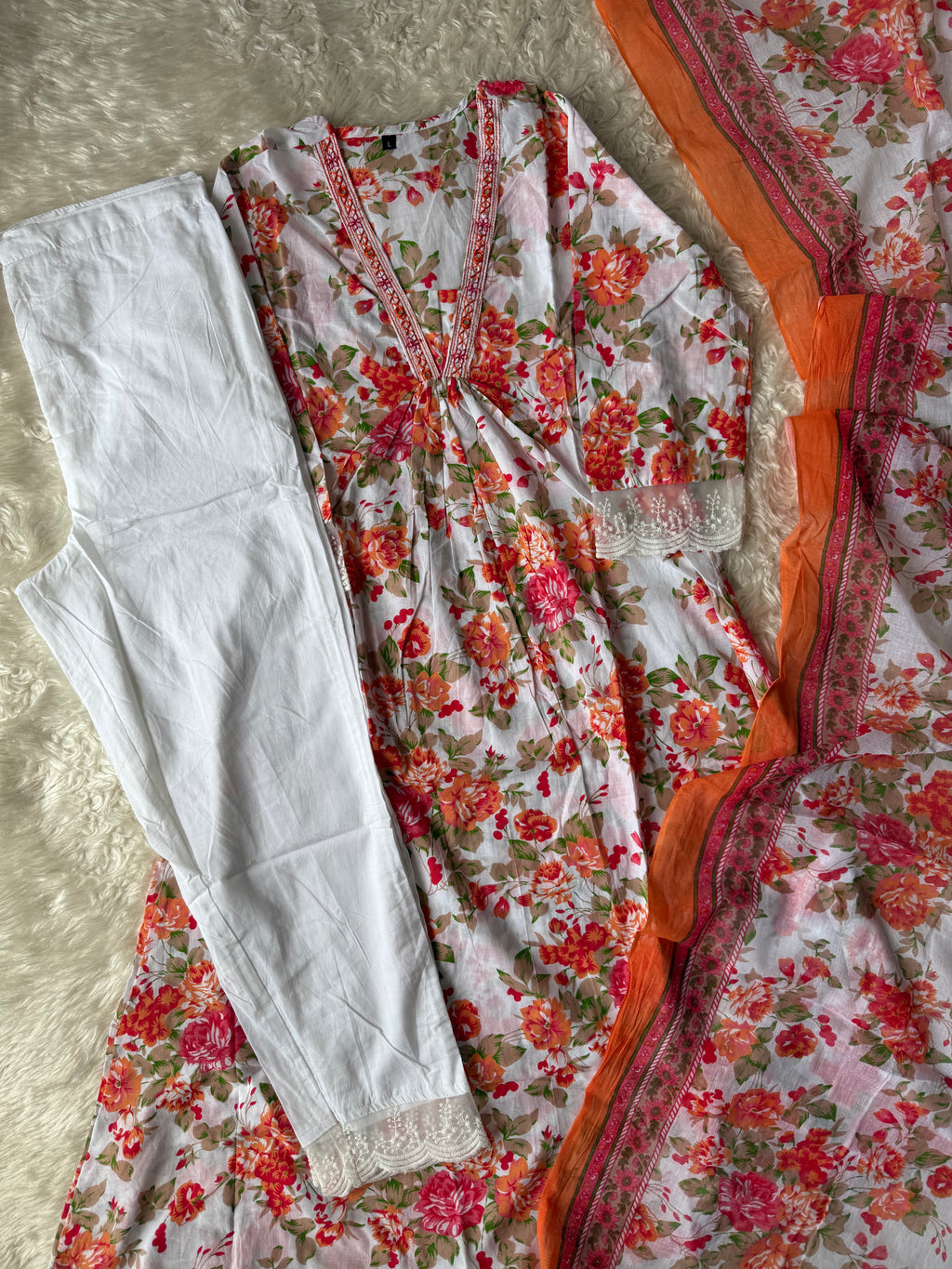 Budget Friendly Floral Set