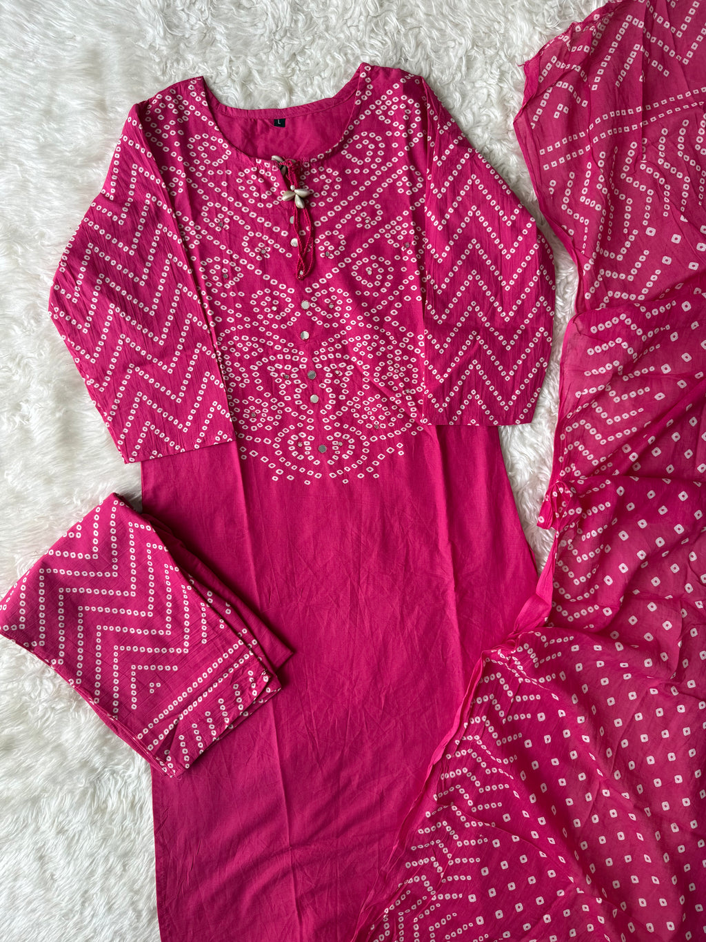 Budget Friendly Bandhani Set