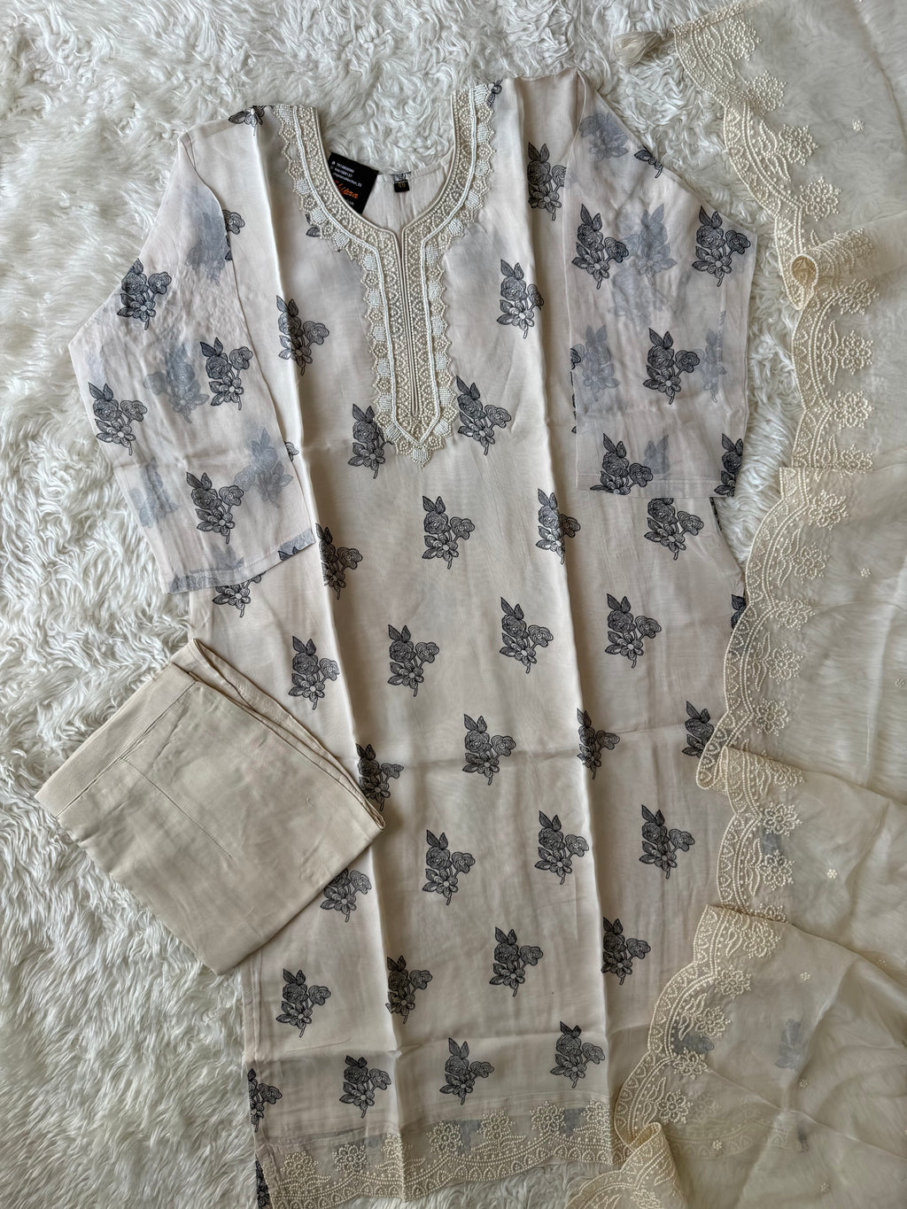 “Plus Size” Crepe Silk Kurti Pant Dupatta Set