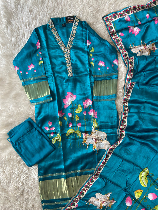Gazi Silk Kurti Pant Dupatta Set