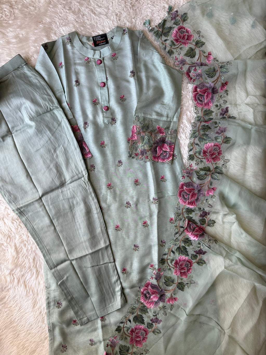 Dola Silk Kurti Pant Dupatta Set
