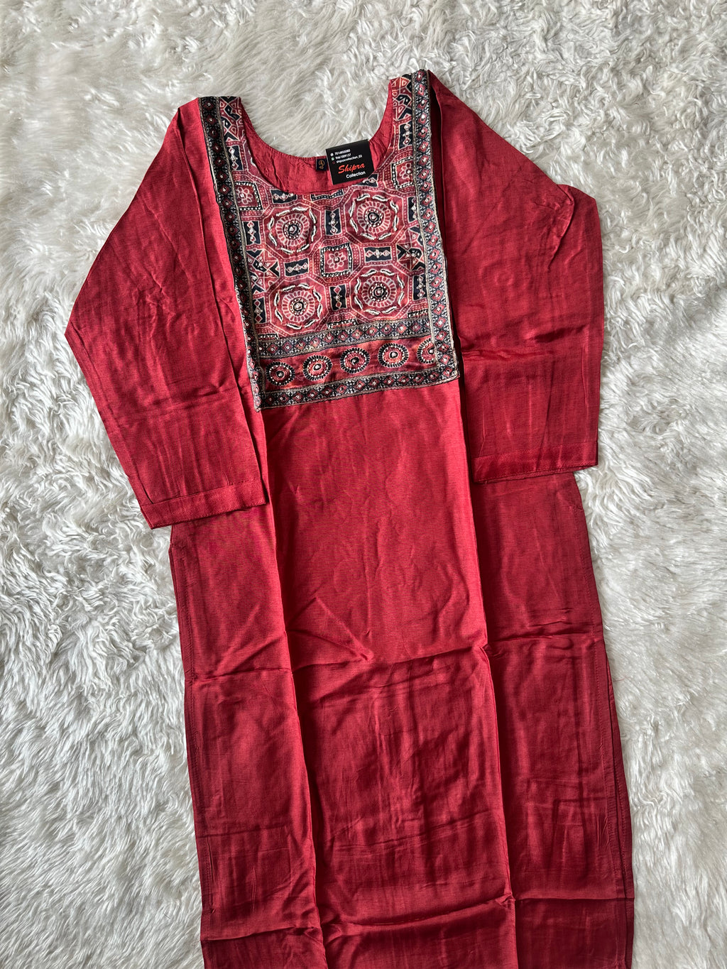 Gazi Silk Kurti Pant Dupatta Set