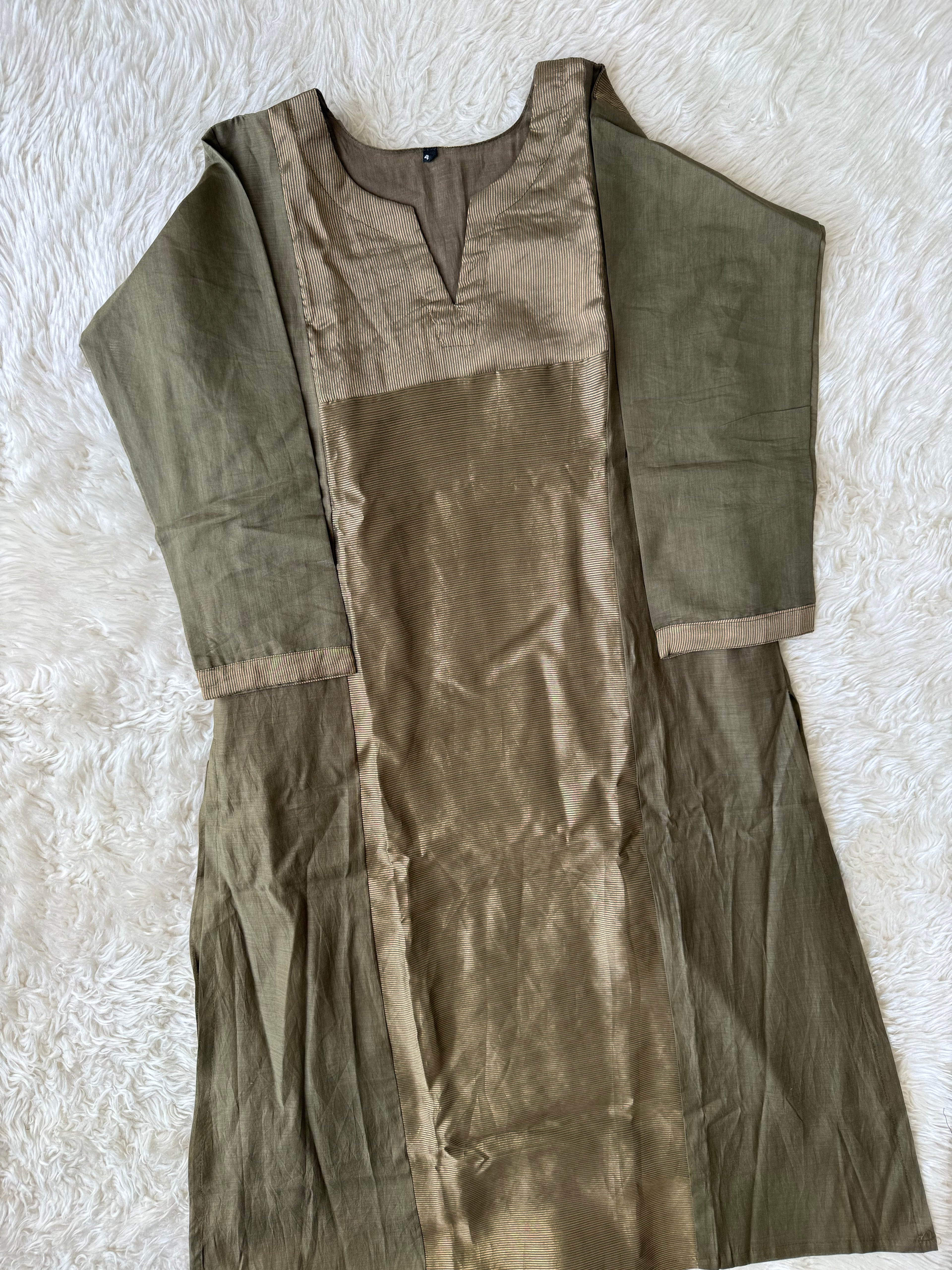 Mul Chanderi Kurti Pant Dupatta Set