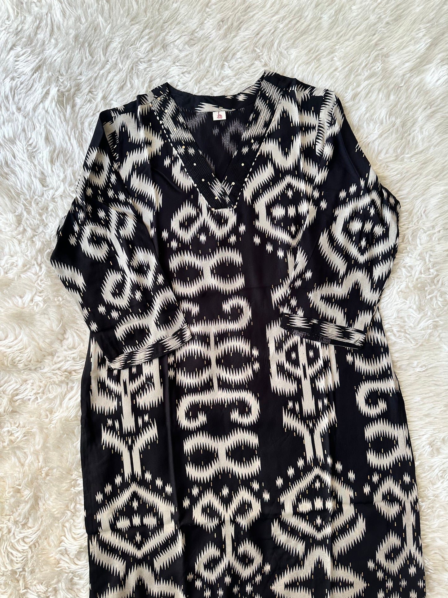 Heavy Rayon V- Neck Kurti