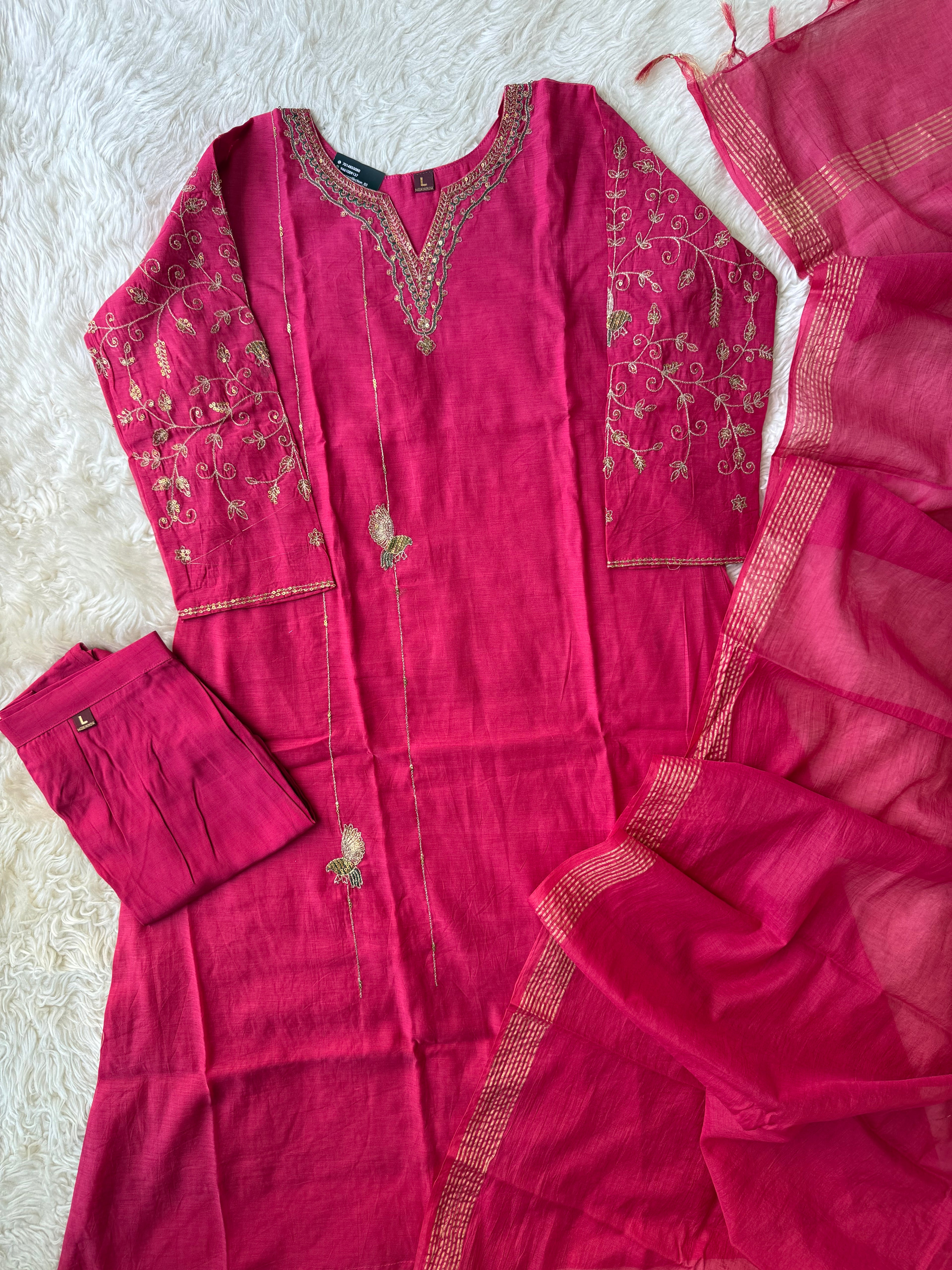 Mul Chanderi Kurti Pant Dupatta Set