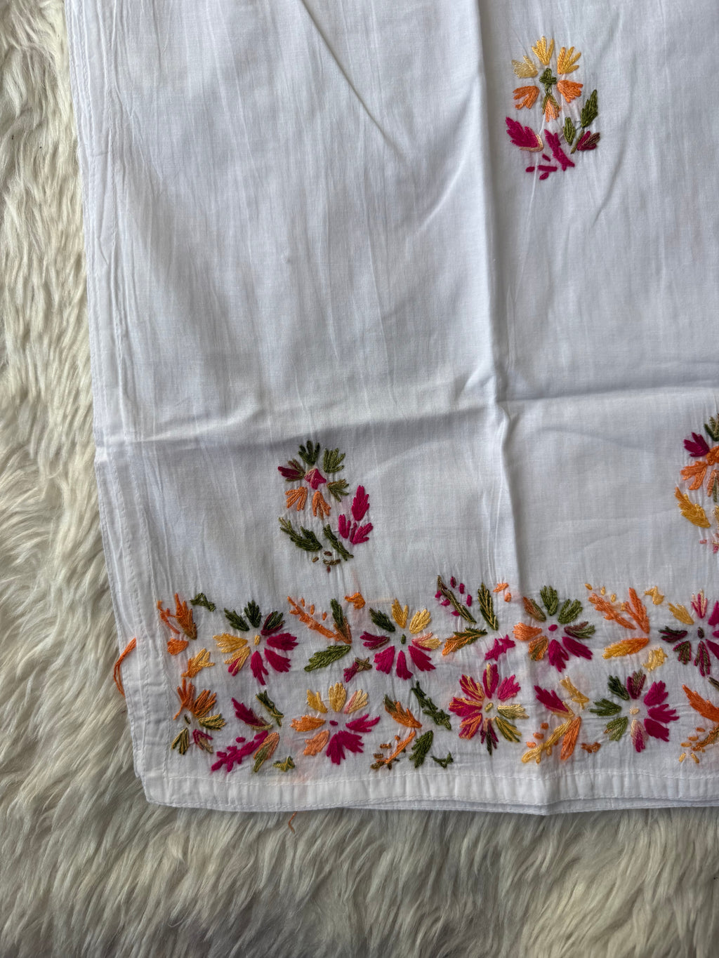 Mul Cotton Chikankari kurti