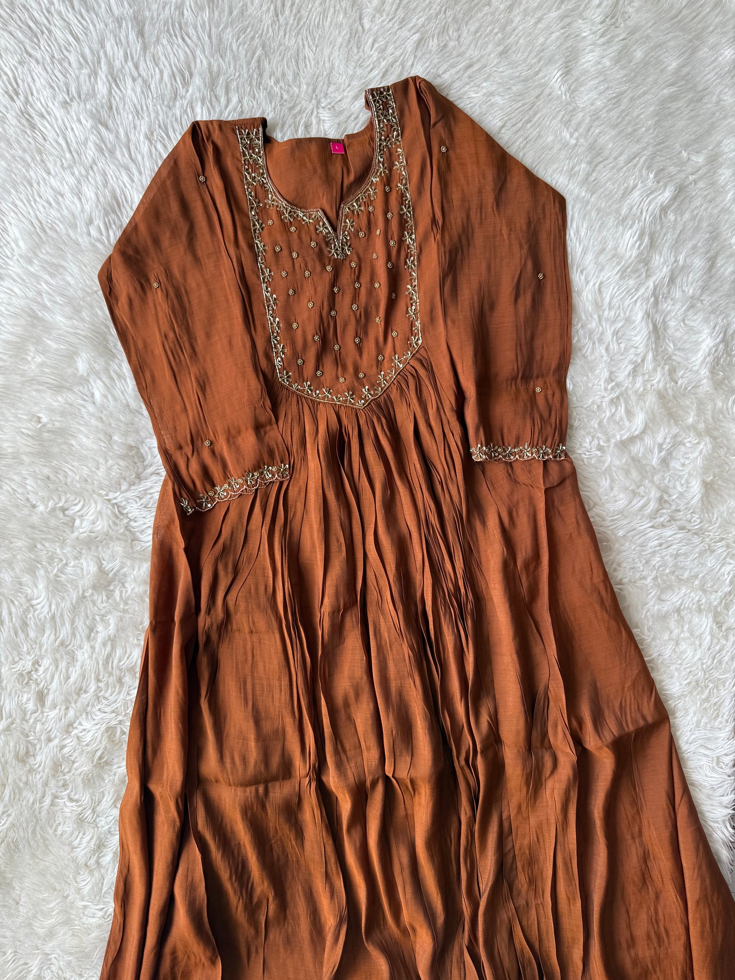 Mul Chanderi Kurti Pant Dupatta Set